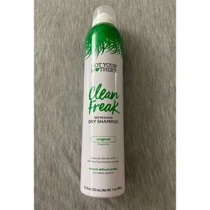 New Not Your Mother's Dry Shampoo